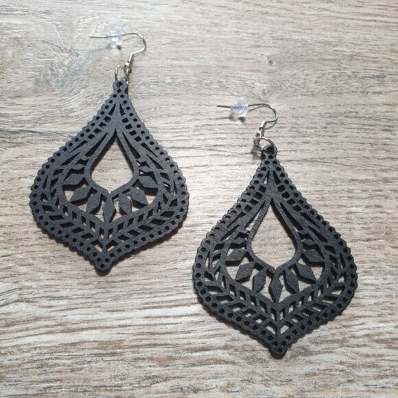 Black Laser Cut Teardrop Earrings Wooden Women Bali Boho Gift Drop Chandelier - Picture 1 of 4